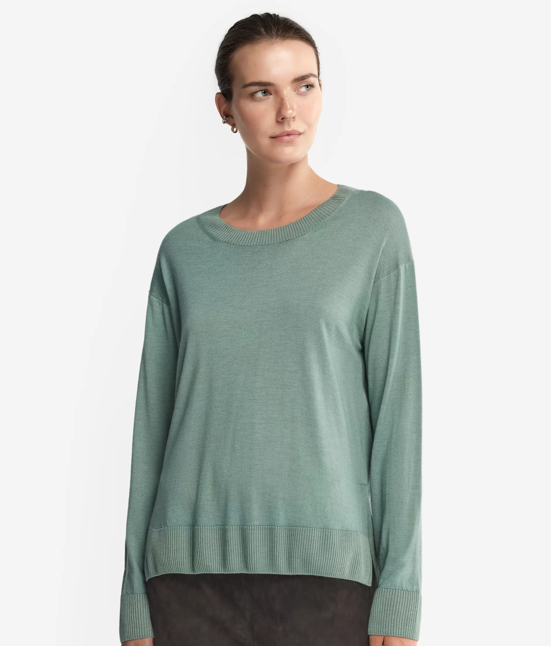 Outlet Falconeri Cashmere Crew Neck Sweater With Slits green -9096 - garment-dyed dark thyme