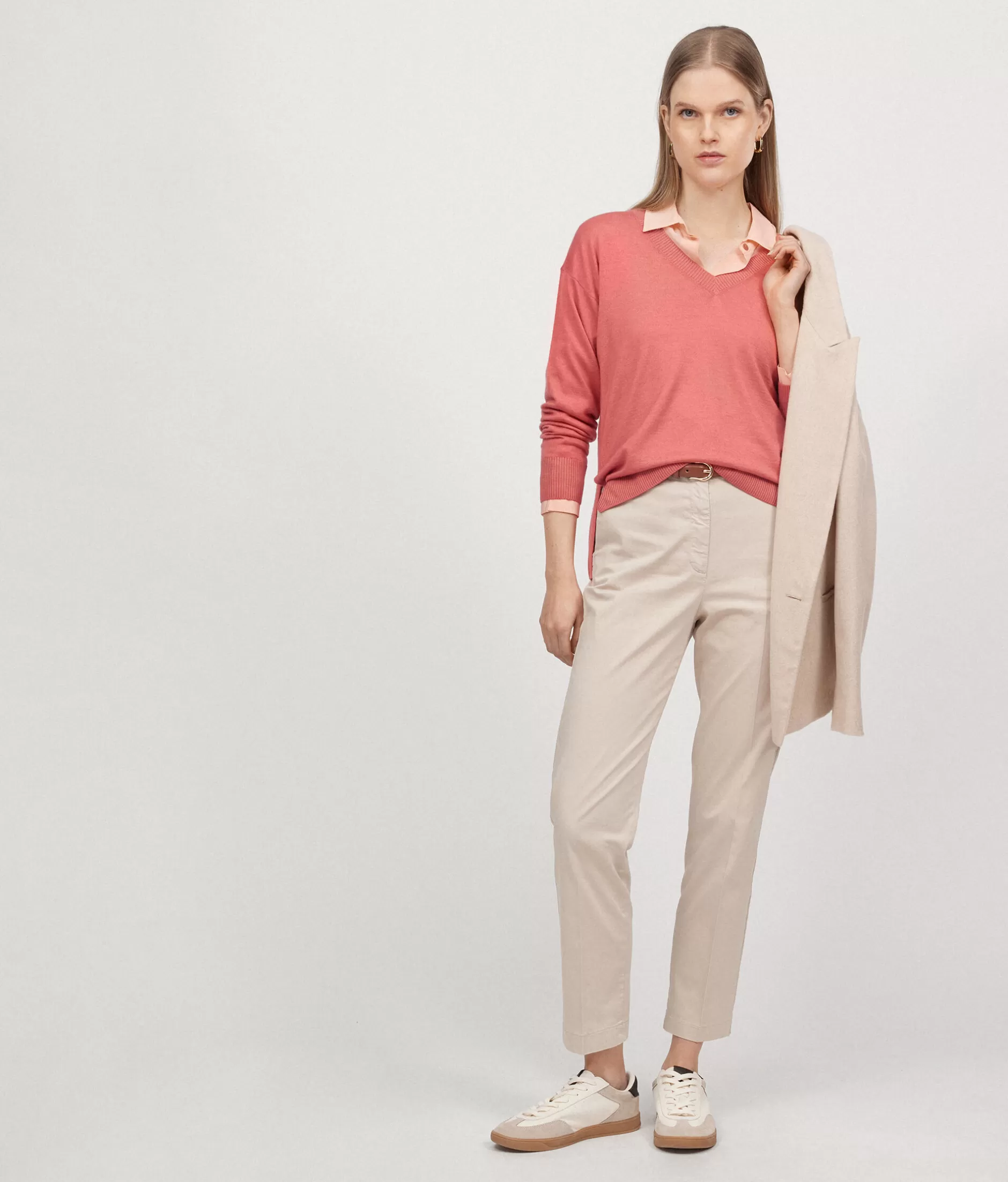 Sale Falconeri Cashmere V-Neck Sweater With Slits pink -8981 - garment-dyed peach pink