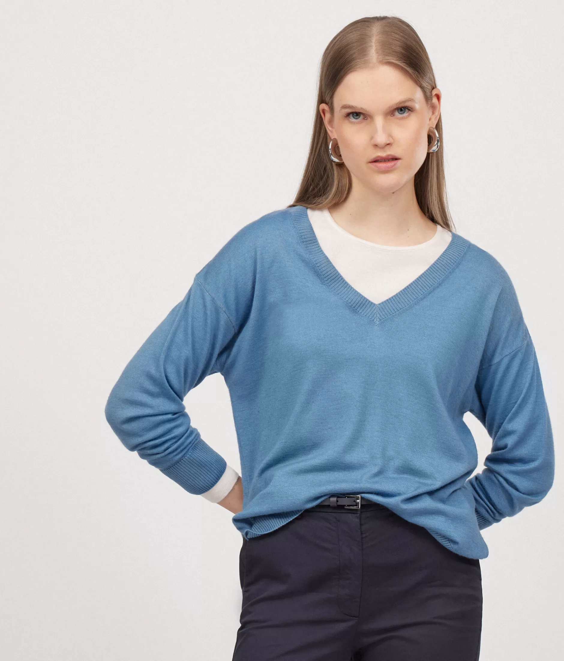 Online Falconeri Cashmere V-Neck Sweater With Slits light blue -8982 - garment-dyed sky blue