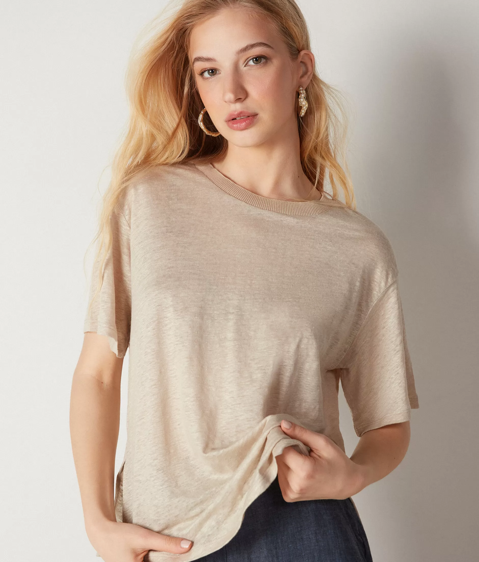 Store Falconeri Linen Crewneck T-shirt With Knitted Edge natural -8182 - natural ecru