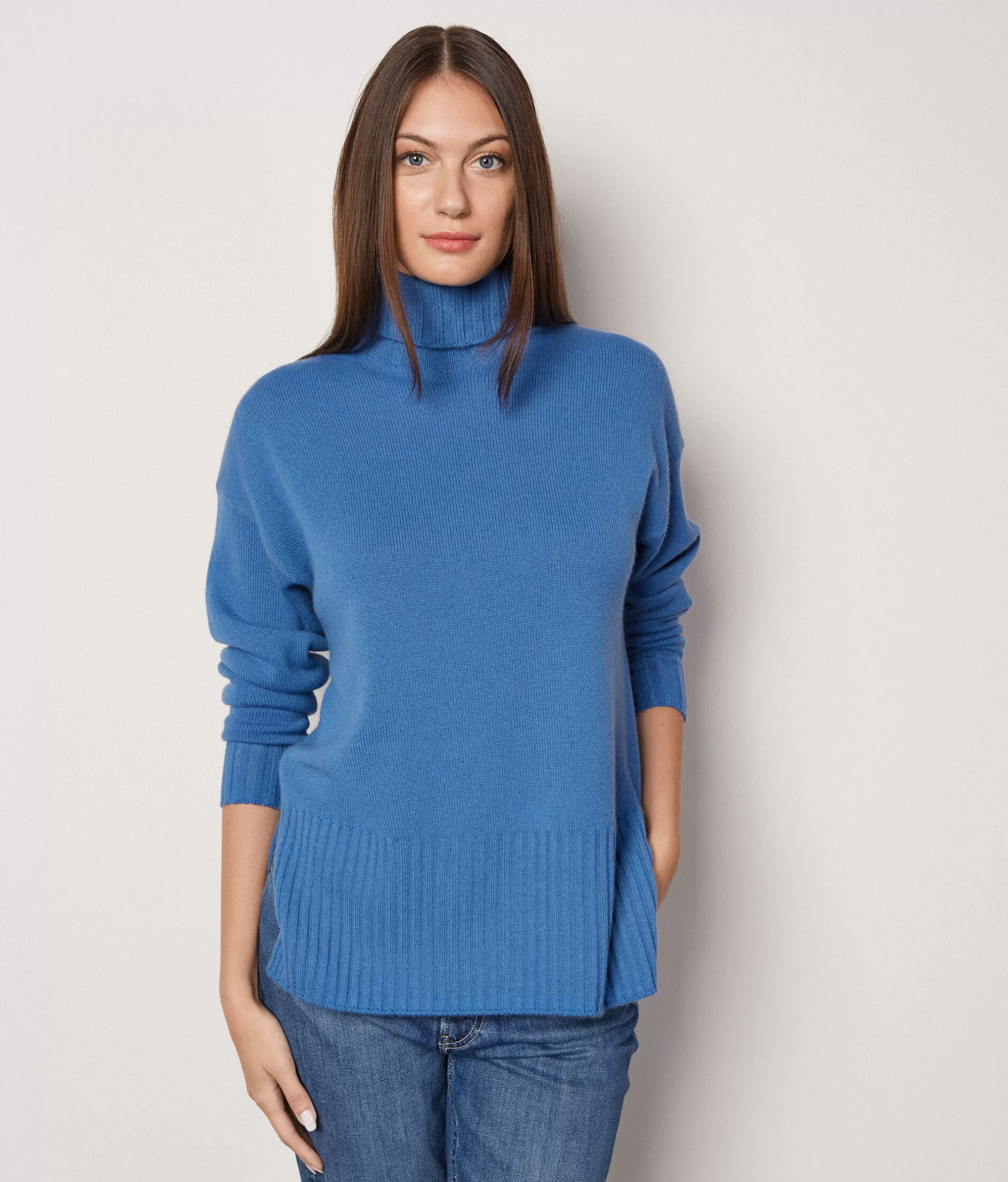 Hot Falconeri Oversized Turtleneck Sweater In Ultrasoft Cashmere blue -8926 - garment-dyed horizon blue