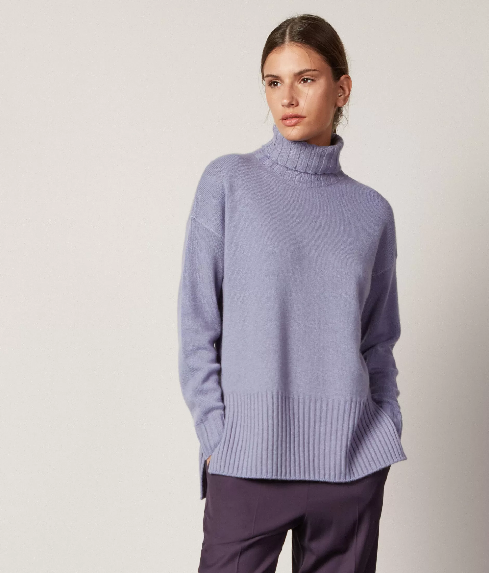 Best Sale Falconeri Oversized Turtleneck Sweater In Ultrasoft Cashmere violet -8927 - garment-dyed lilac