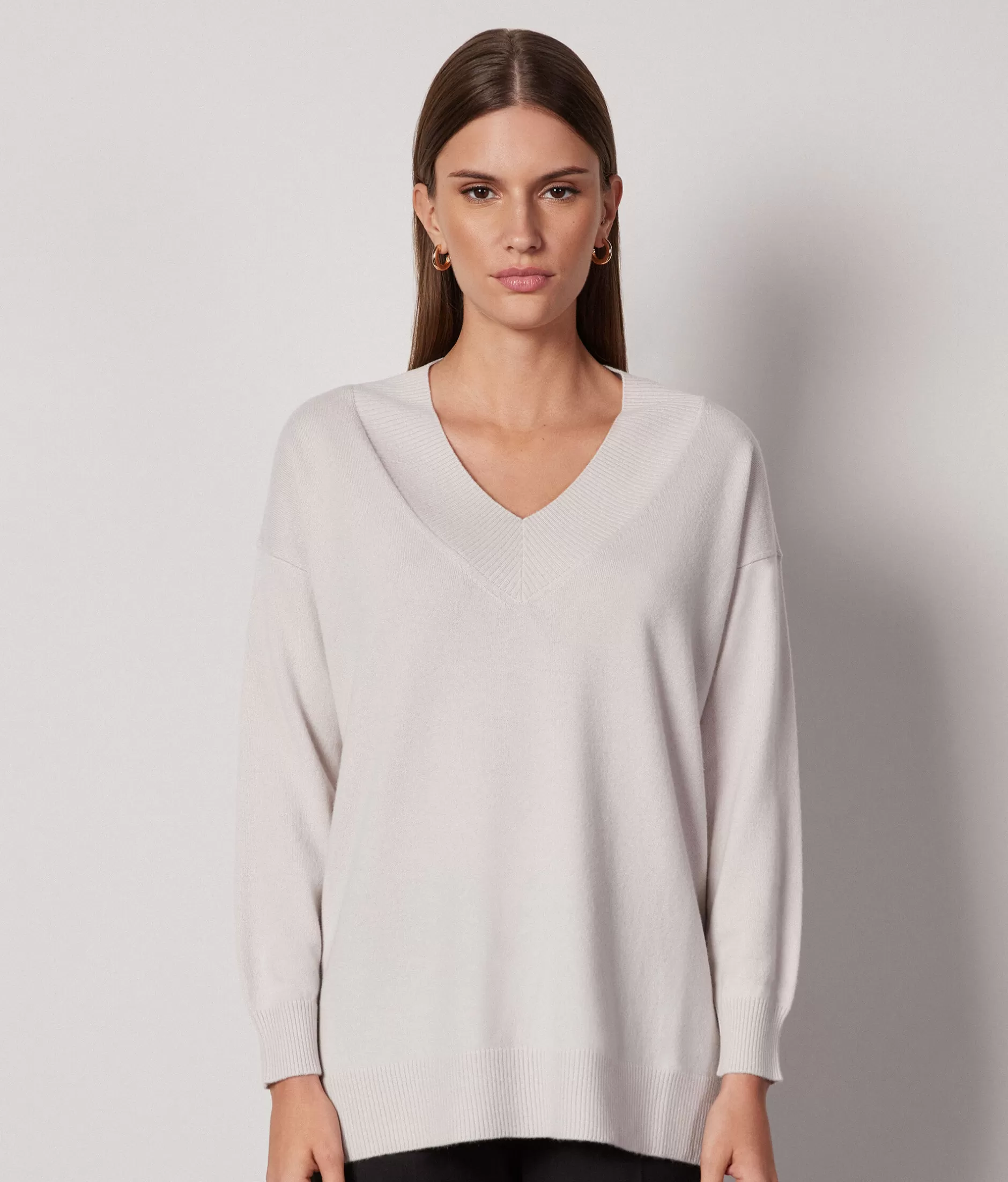 Sale Falconeri Oversized V-Neck Sweater In Ultrasoft Cashmere ivory -