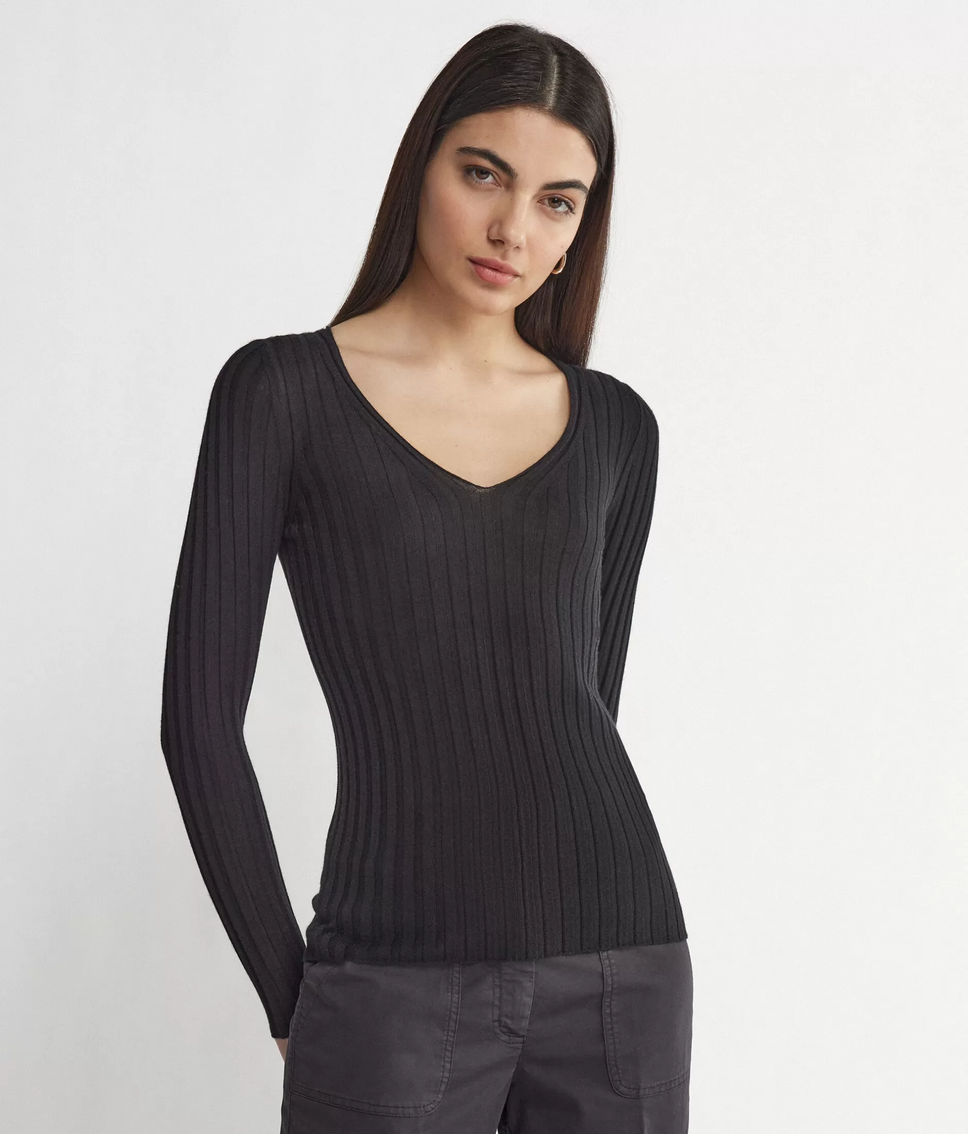 Online Falconeri Ultrafine Cashmere Ribbed V-Neck Sweater black -9107 - black