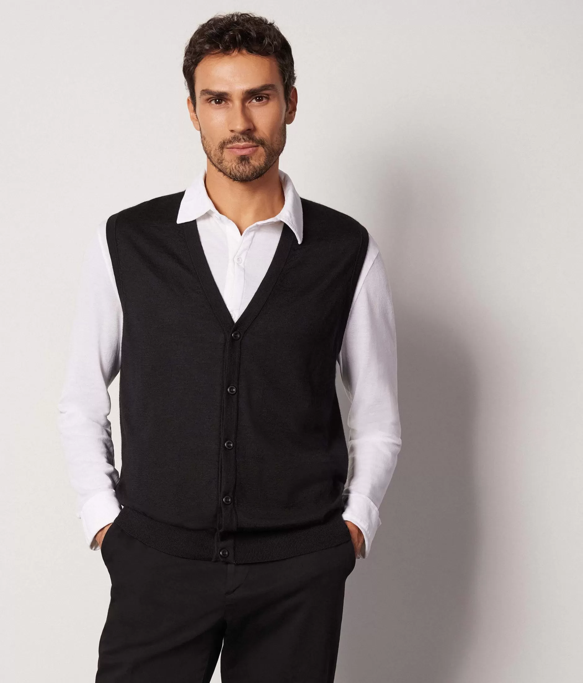 Sale Falconeri Ultrafine Cashmere Vest black -9107 - black