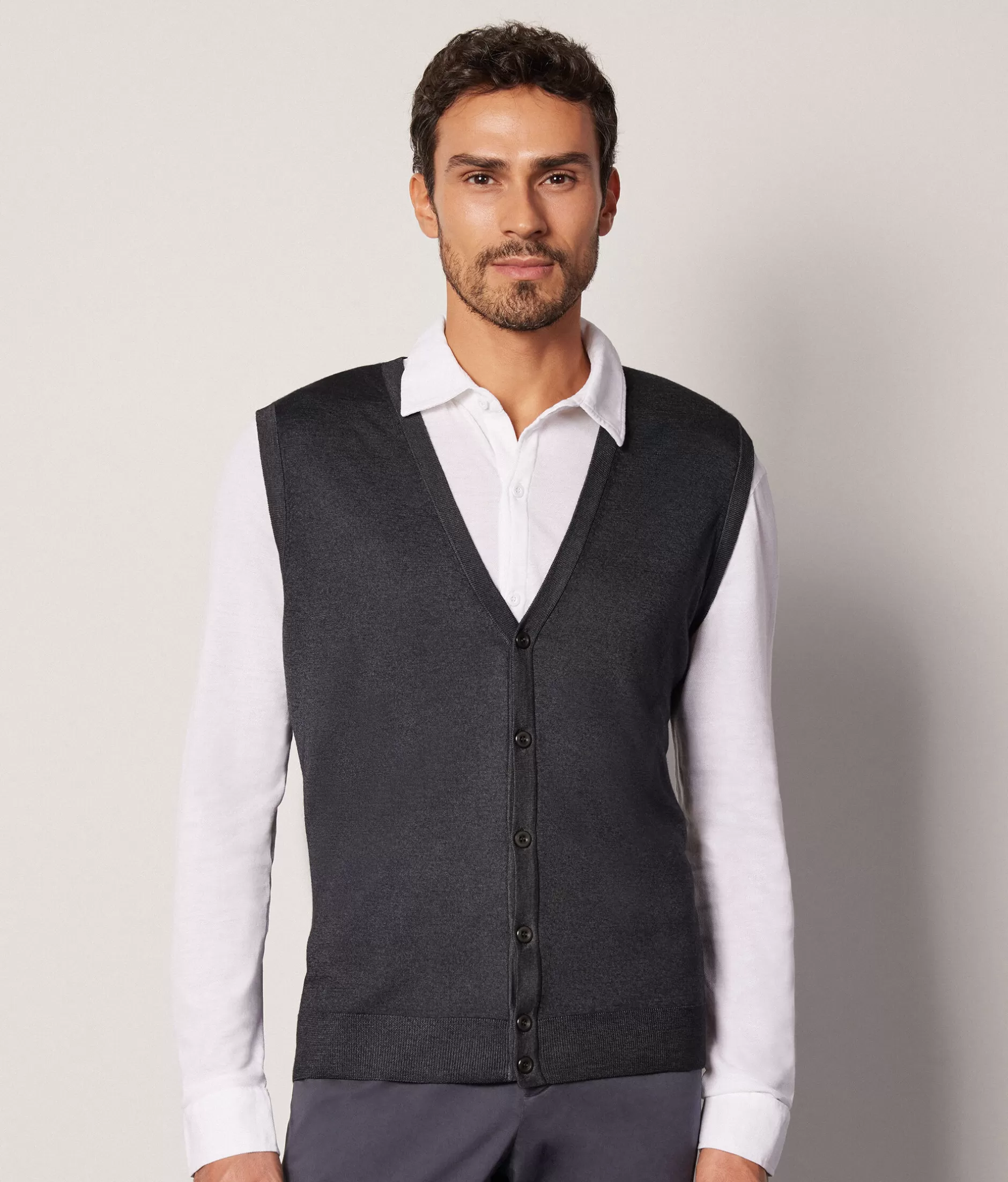 Online Falconeri Ultrafine Cashmere Vest grey -8801 - garment-dyed graphite