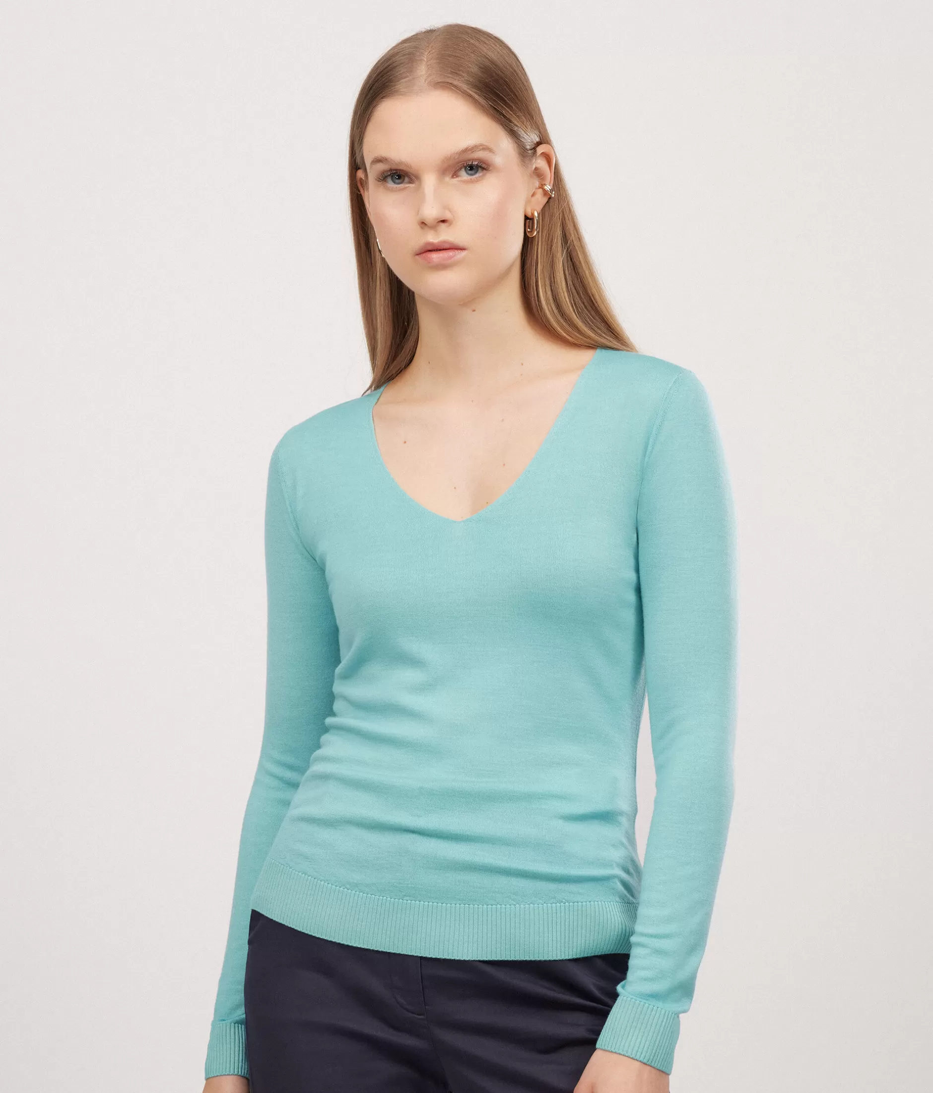 Flash Sale Falconeri Ultrafine Cashmere V-Neck Sweater blue -8980 - garment-dyed sea