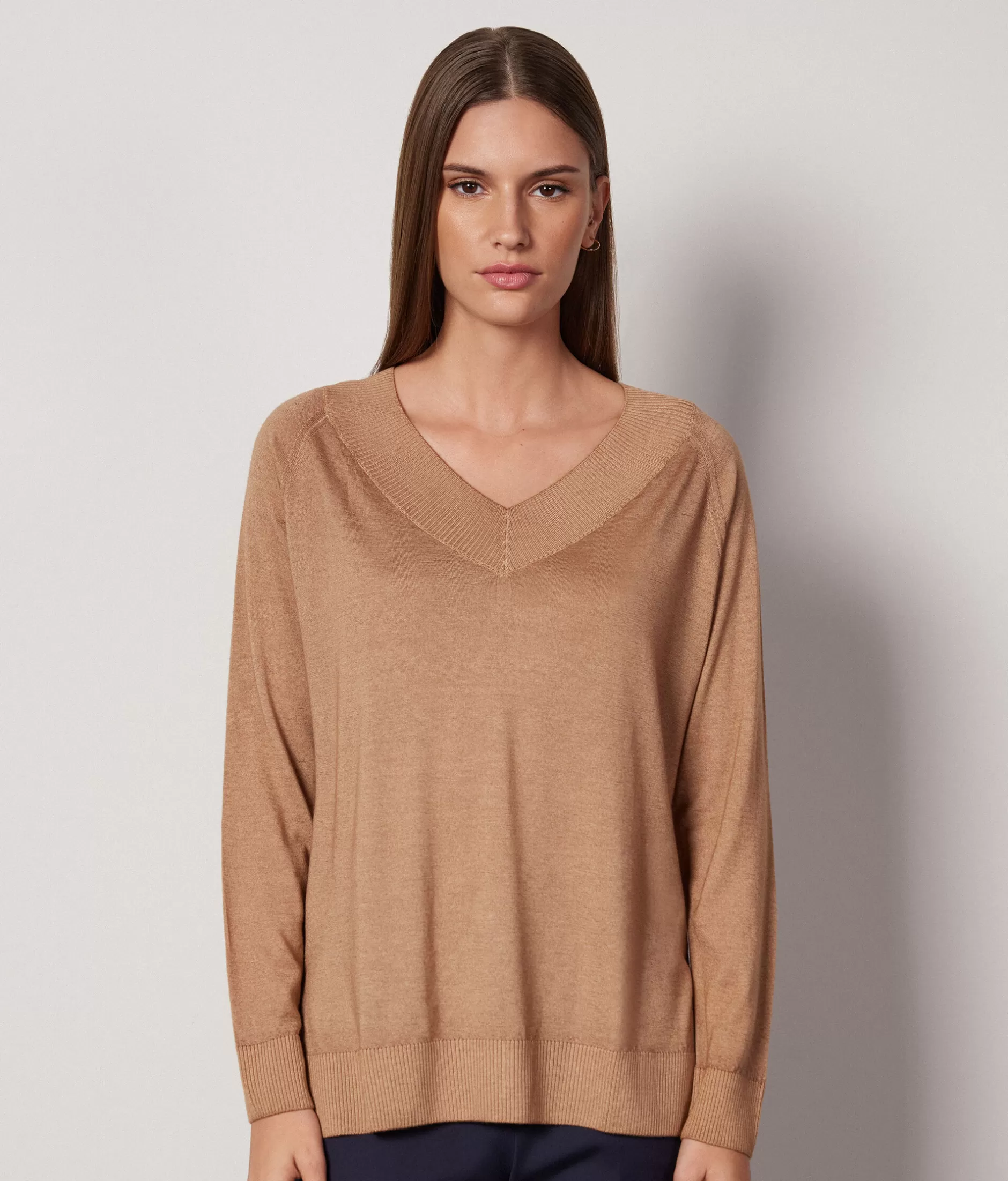 Discount Falconeri Ultrafine Cashmere V-neck Sweater natural -8712 - garment-dyed light rum