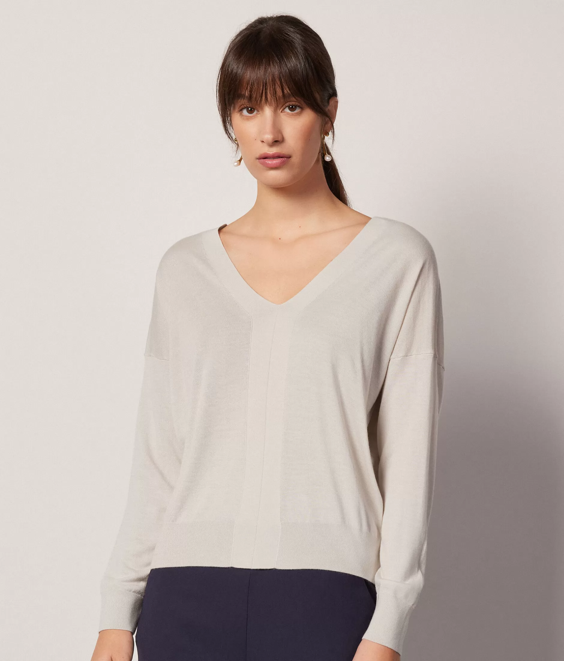 Store Falconeri Ultrafine Cashmere V-Neck Sweater ivory -8644 - light alabaster