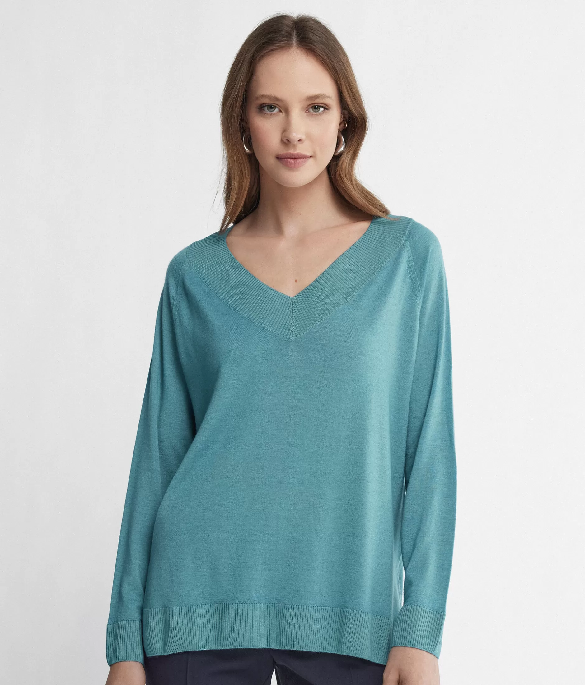 Store Falconeri Ultrafine Cashmere V-neck Sweater blue -8915 - garment-dyed ocean