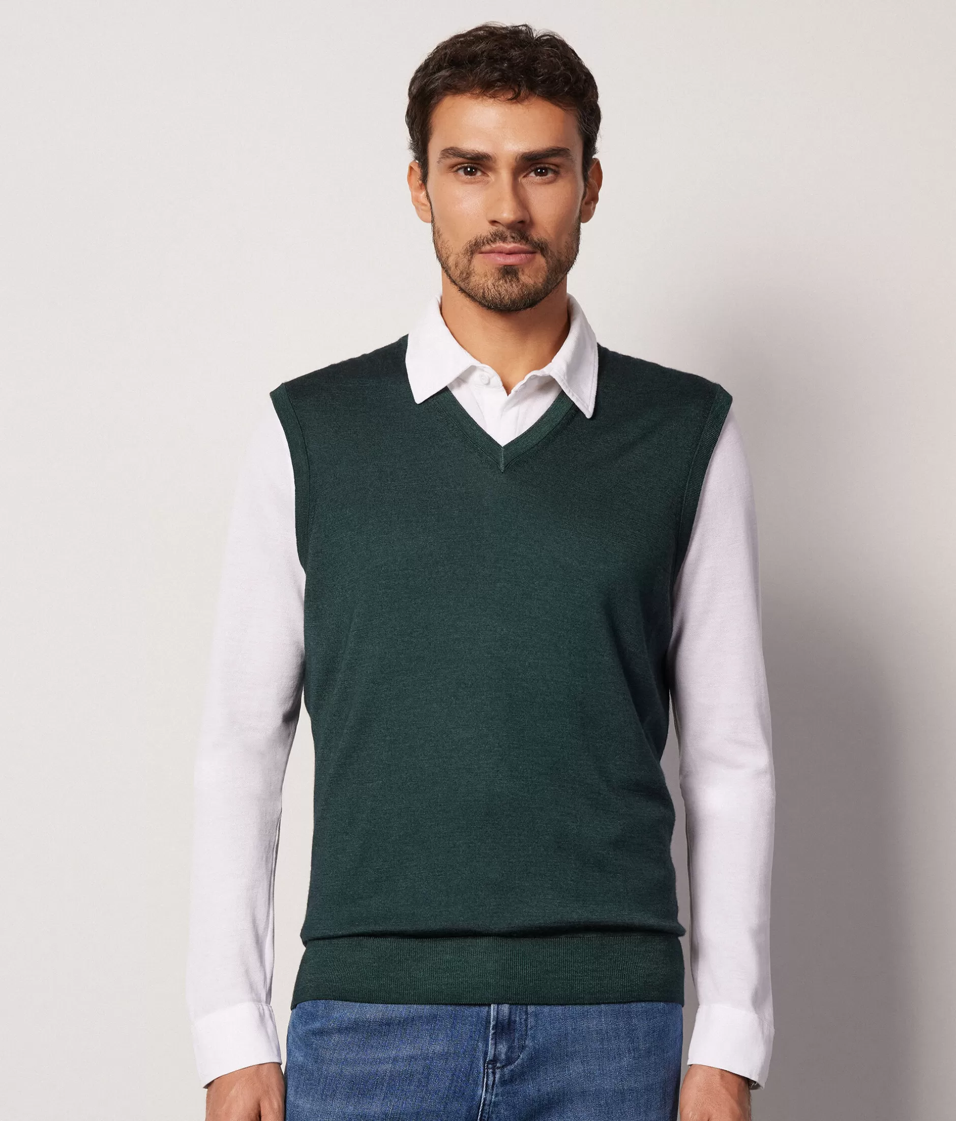 Fashion Falconeri Ultrafine Cashmere V-Neck Vest dark green -8836 - garment-dyed moss