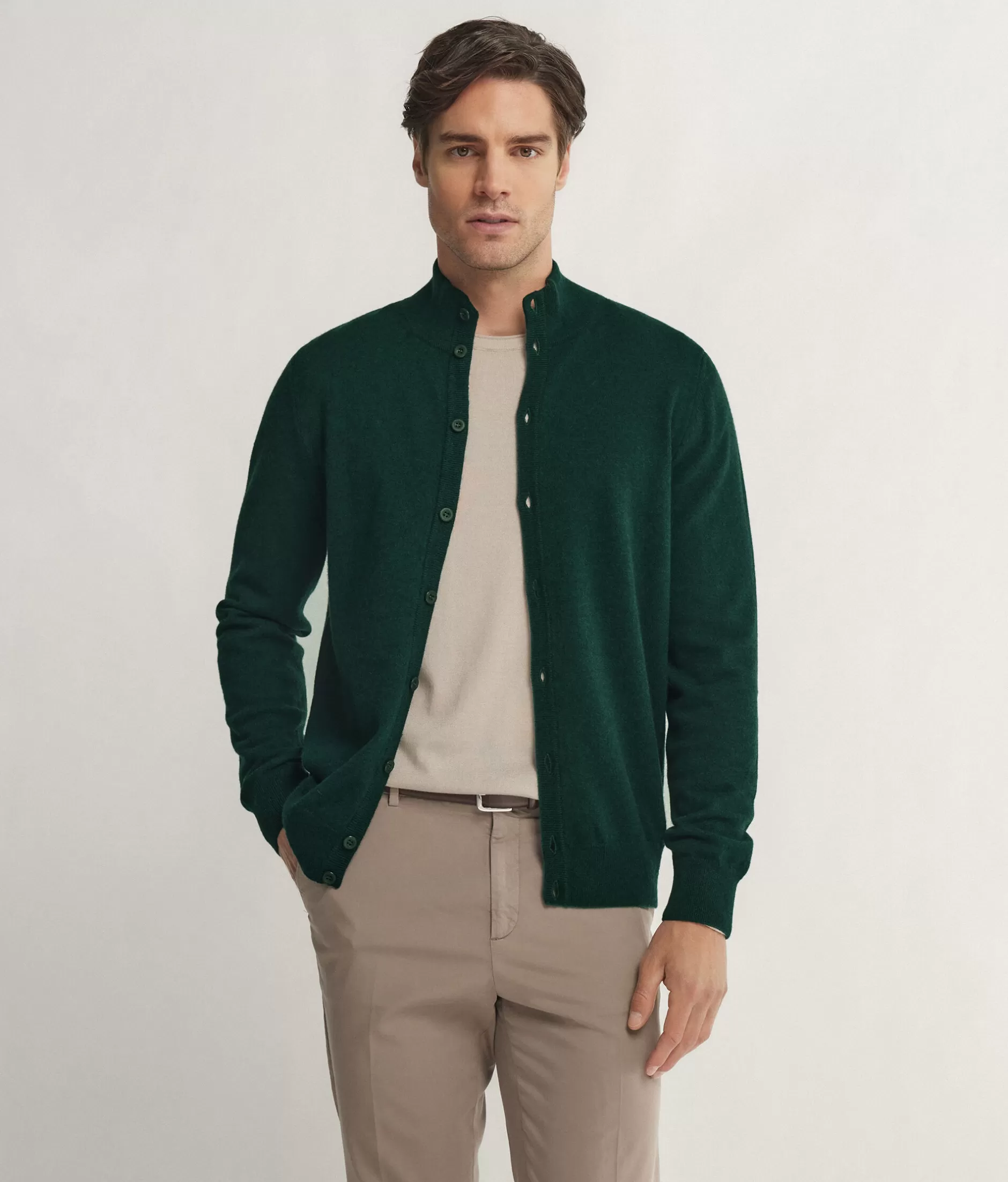 Shop Falconeri Ultrasoft Cashmere Buttoned Cardigan green -8699 - verde bosco