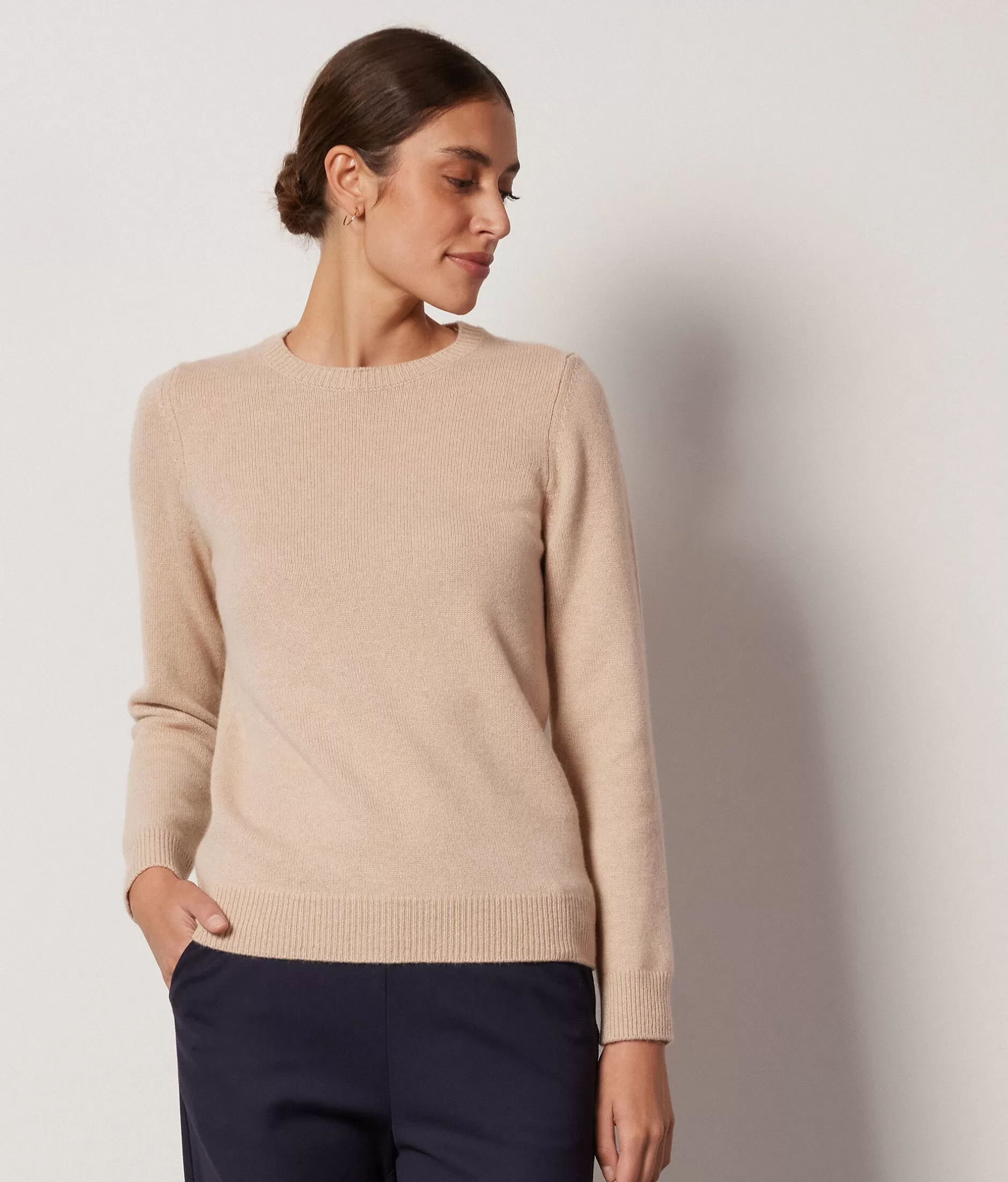 Shop Falconeri Ultrasoft Cashmere Crewneck Sweater natural -8646 - light vanilla