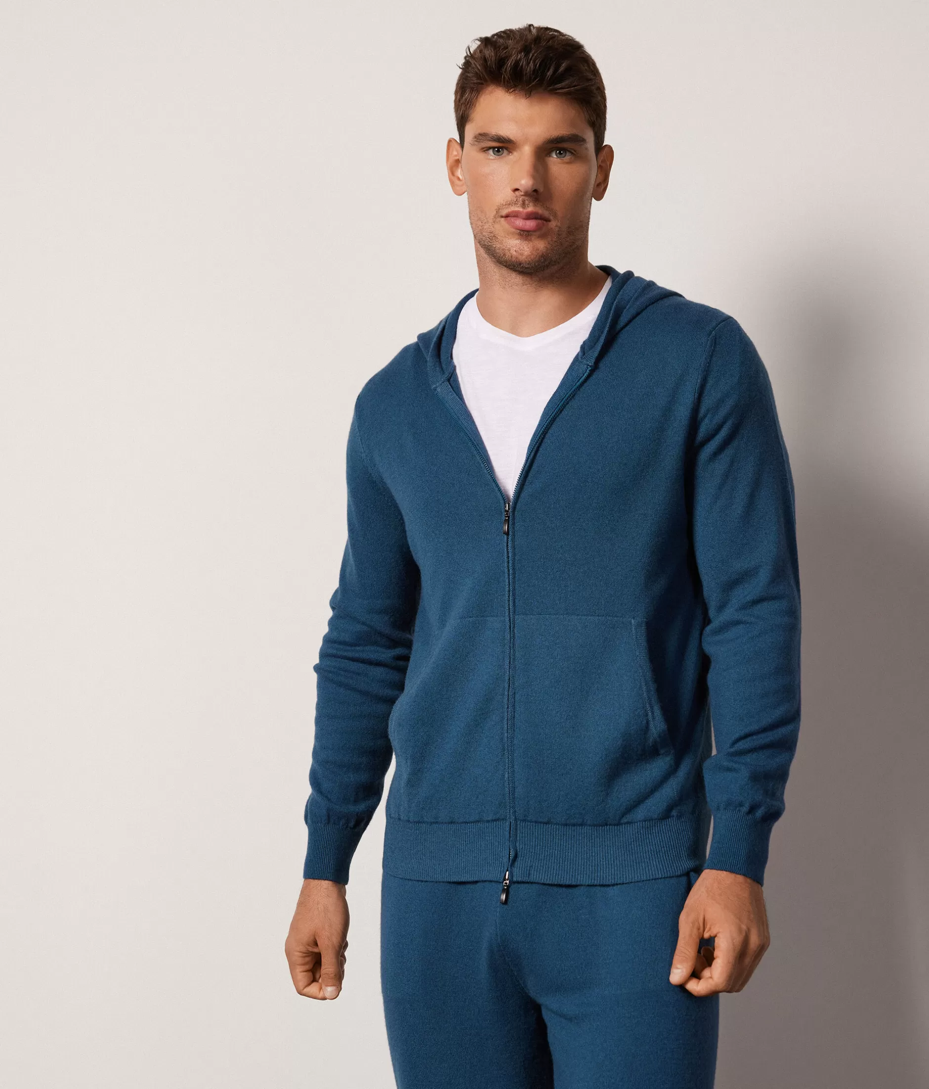 Store Falconeri Ultrasoft Cashmere Full Zipper Sweatshirt blue -8949 - garment-dyed blue cloud