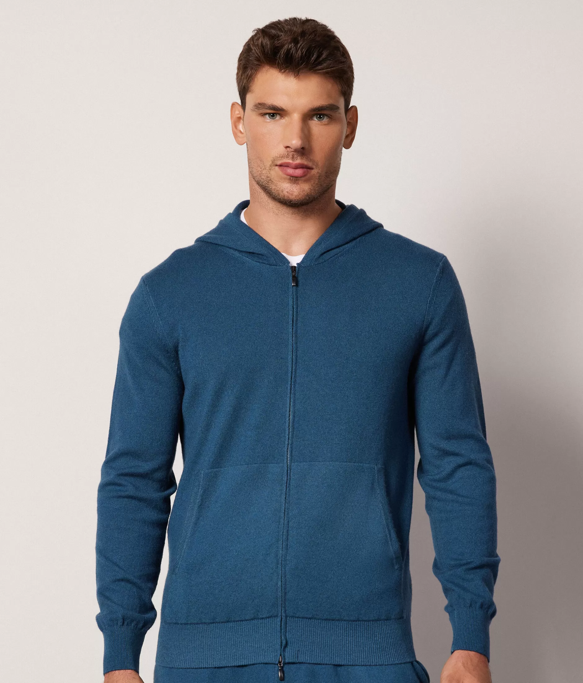 Store Falconeri Ultrasoft Cashmere Full Zipper Sweatshirt blue -8949 - garment-dyed blue cloud