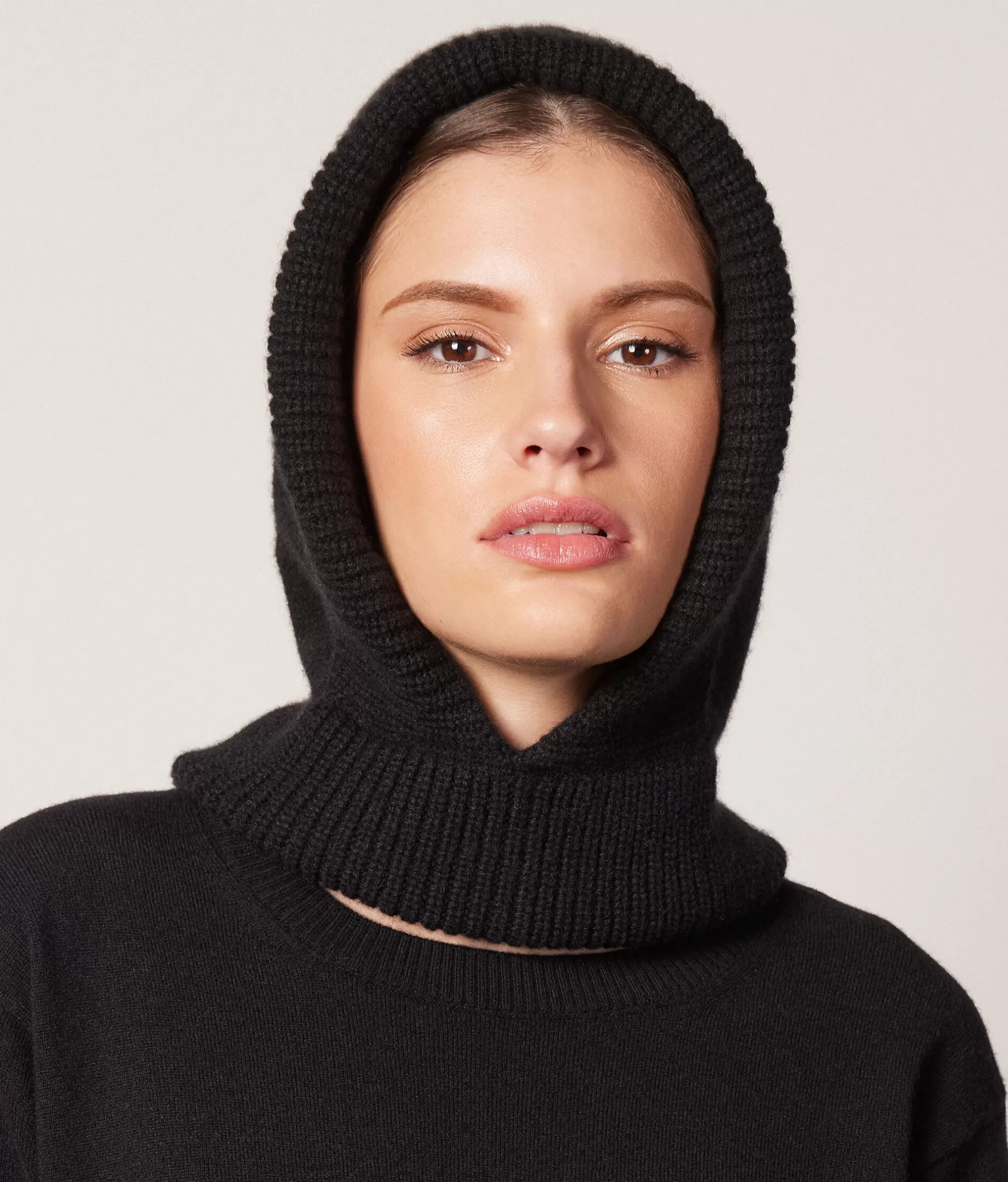 Cheap Falconeri Ultrasoft Cashmere Hood black -9107 - black