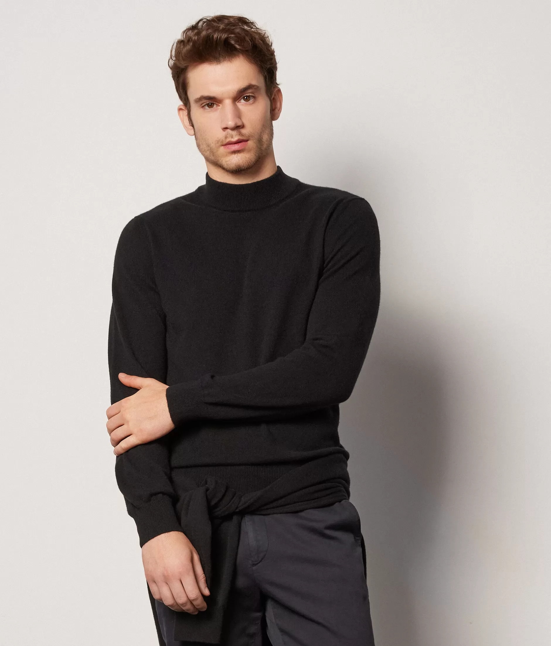 Shop Falconeri Ultrasoft Cashmere Turtleneck Sweater black -9107 - black