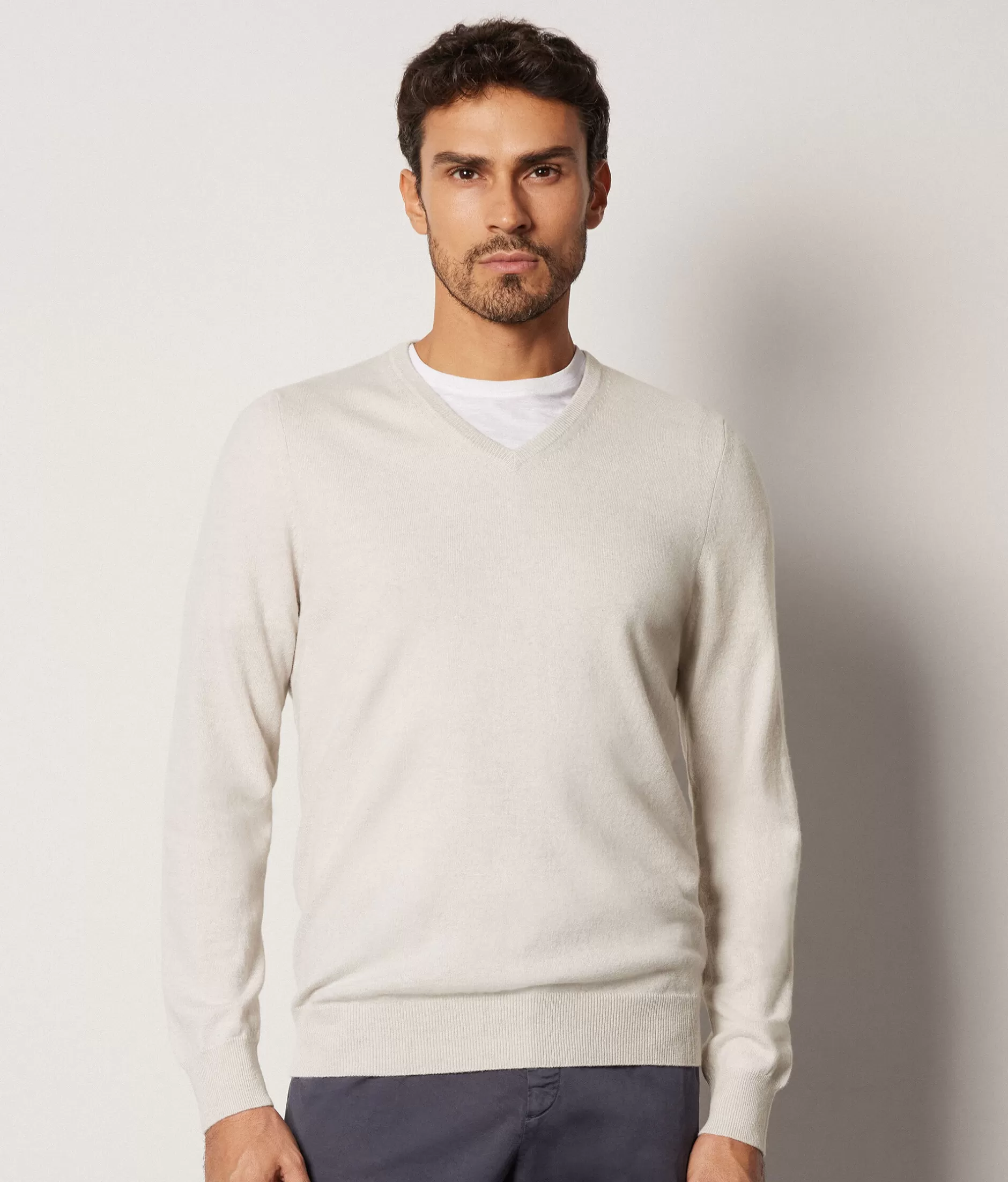 Flash Sale Falconeri Ultrasoft Cashmere V-Neck Sweater white -8356 - alabaster beige