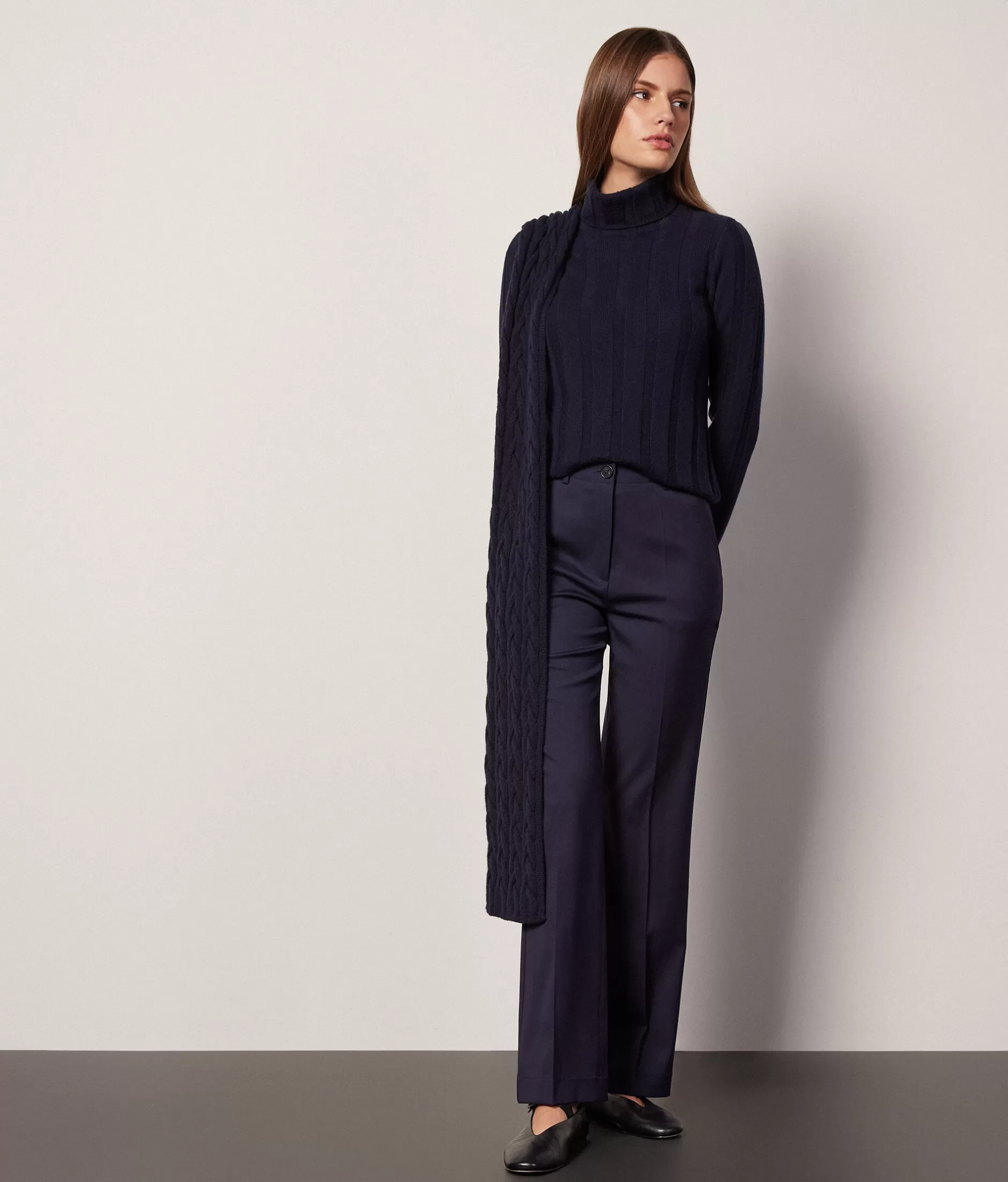 Shop Falconeri Wool Cigarette-Style Pants blue -9400 - navy blue